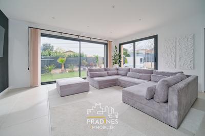 Maison - 121 m² - 5 pièces