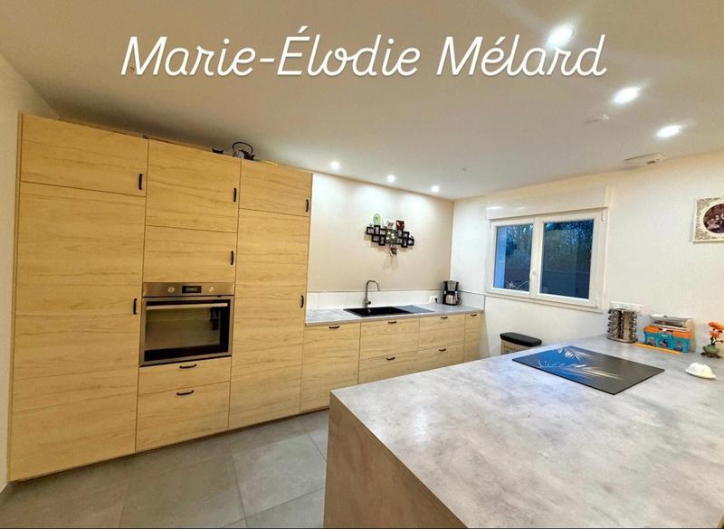 Maison - 95 m² - 5 pièces