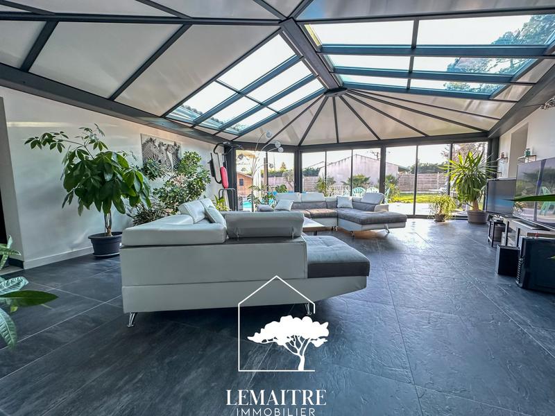 Maison - 175 m² - 5 pièces