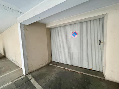 Parking / Garage - 15 m²