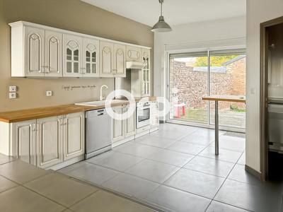 Maison - 121 m² - 3 pièces