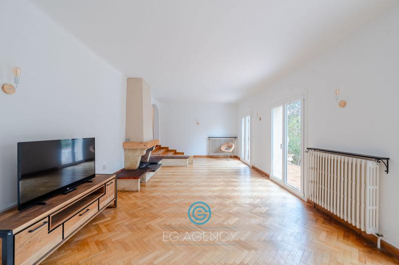 Maison - 162 m² - 7 pièces