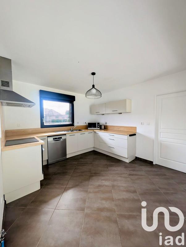 Maison - 144 m² - 6 pièces