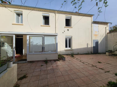 Maison - 134 m² - 9 pièces