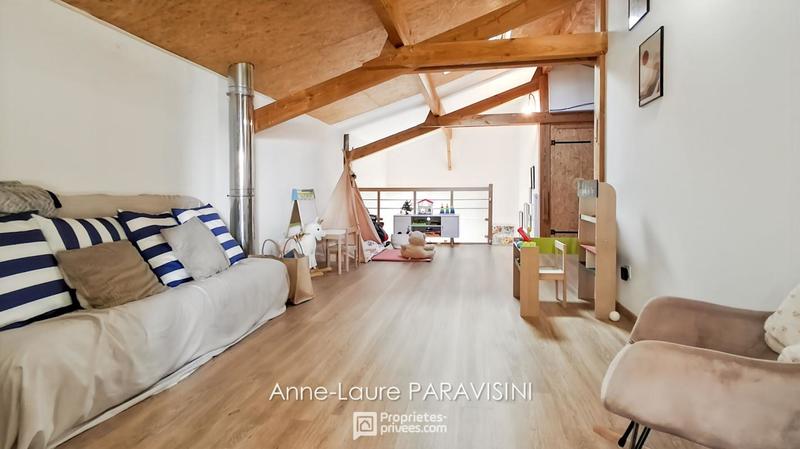 Maison - 197 m² - 6 pièces