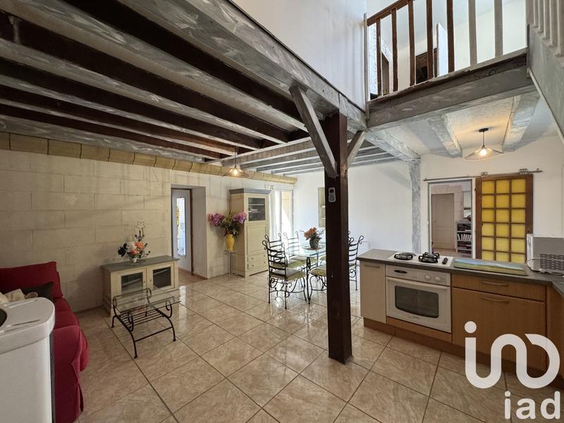 Maison - 203 m² - 9 pièces