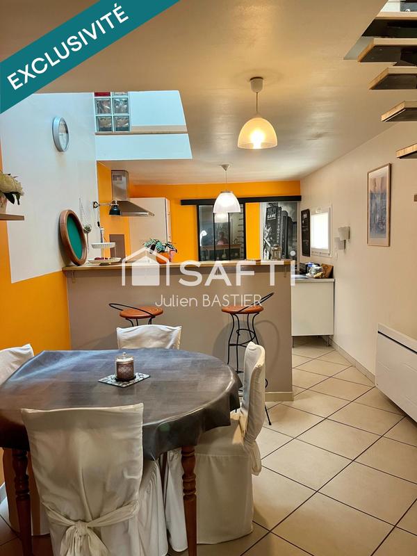 Maison - 95 m² - 4 pièces