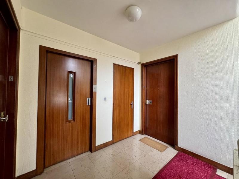 Appartement - 100 m² - 4 pièces