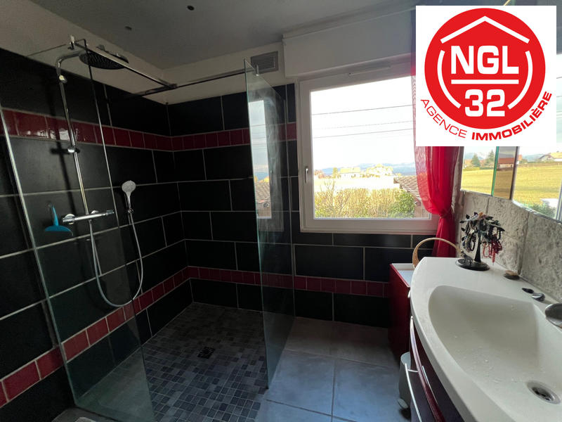 Maison - 127 m² - 5 pièces