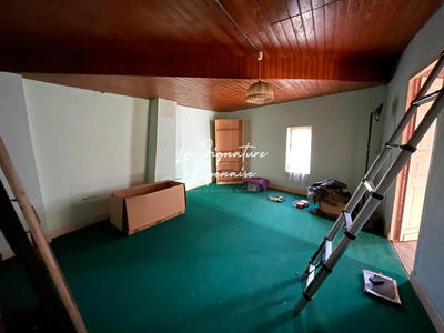 Maison - 195 m² - 8 pièces