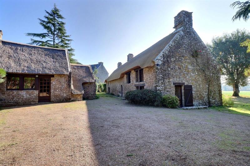 Maison - 142 m² - 8 pièces