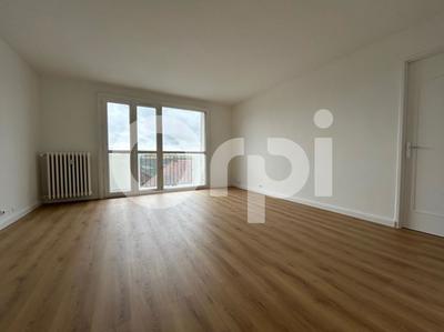 Appartement - 70 m² - 4 pièces