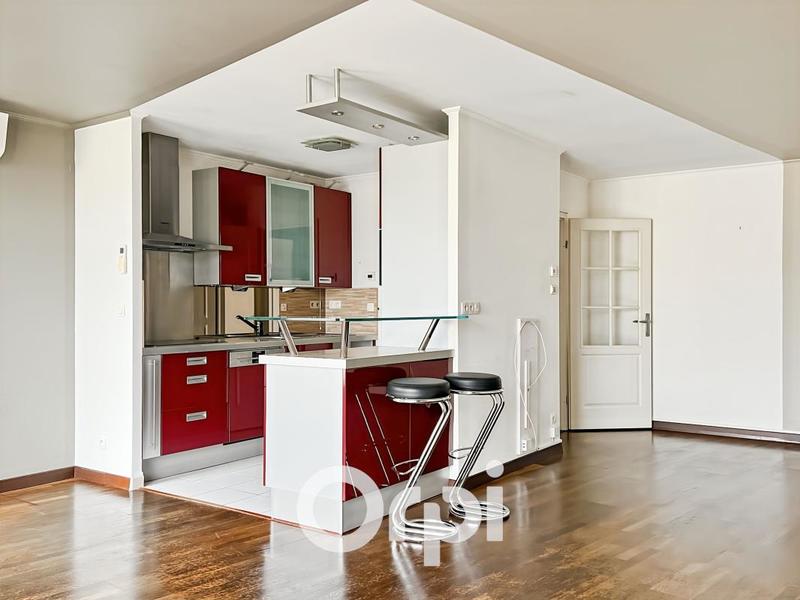 Appartement - 81 m² - 3 pièces