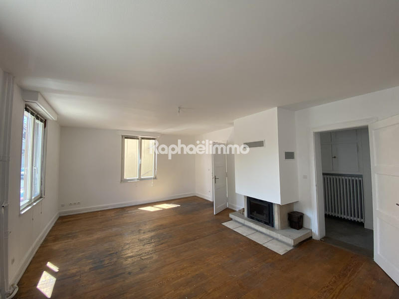 Maison - 137 m² - 5 pièces