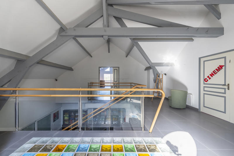 Villa - 530 m² - 6 pièces