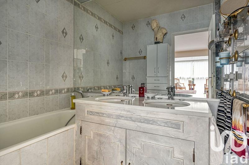 Appartement - 95 m² - 4 pièces