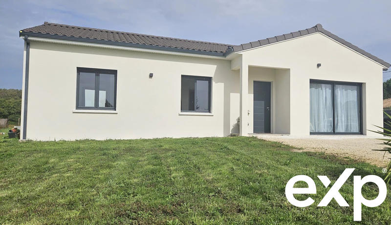 Maison - 90 m² - 4 pièces