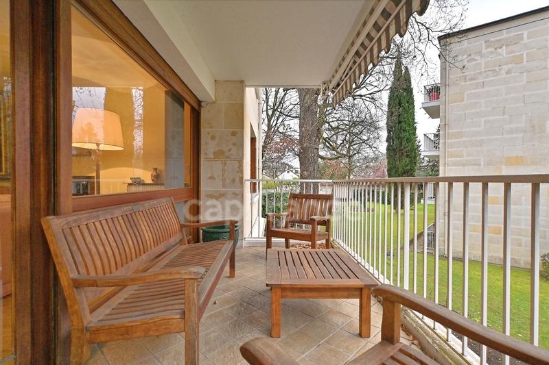 Appartement bourgeois - 122 m² - 5 pièces