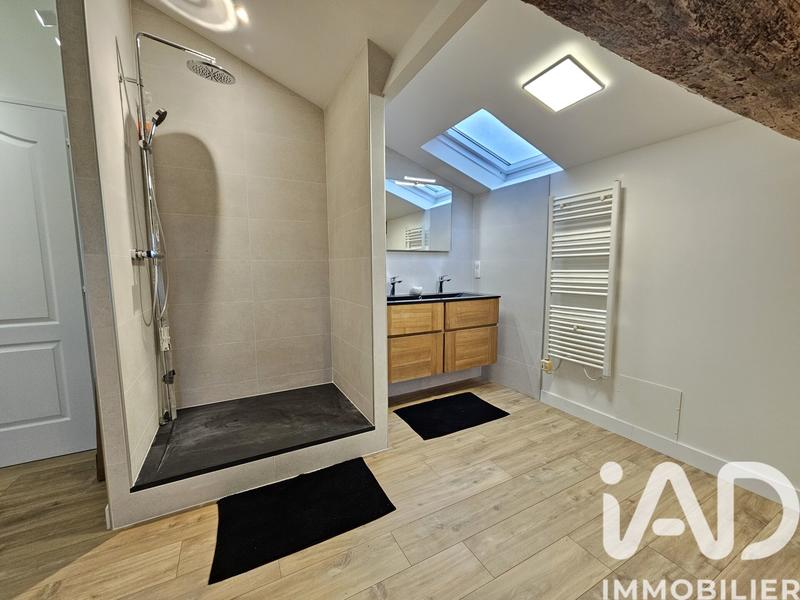 Maison - 196 m² - 7 pièces