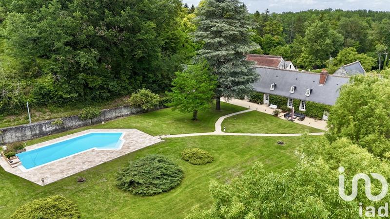 Maison - 423 m² - 12 pièces