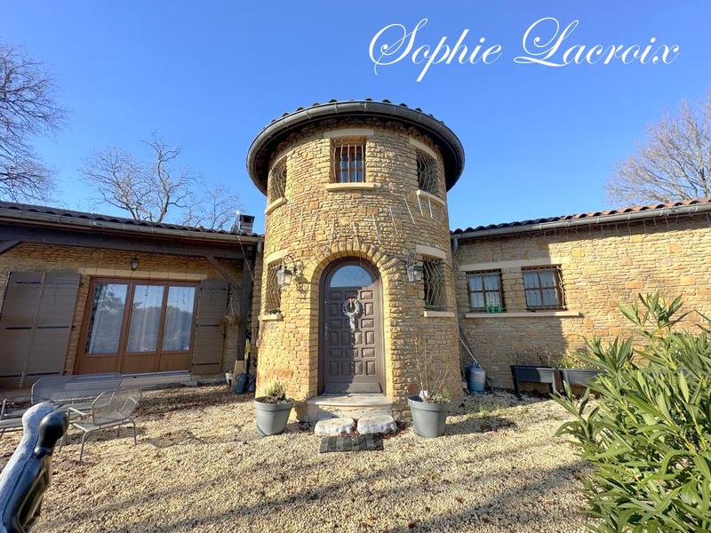 Demeure - 258 m² - 8 pièces