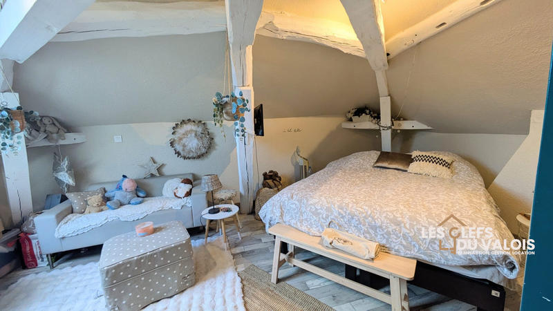 Maison - 165 m² - 8 pièces