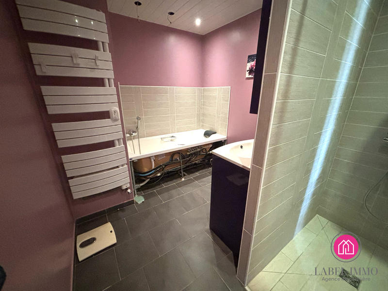 Maison - 100 m² - 5 pièces