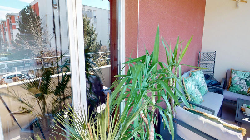 Appartement - 80 m² - 4 pièces