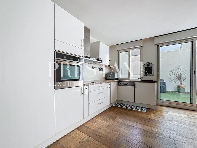 Appartement - 60 m² - 2 pièces