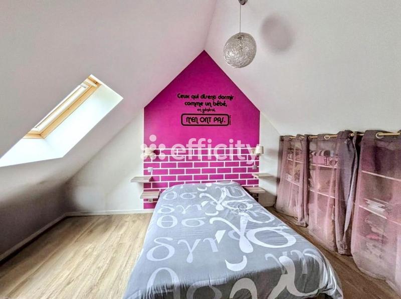 Maison - 121 m² - 7 pièces