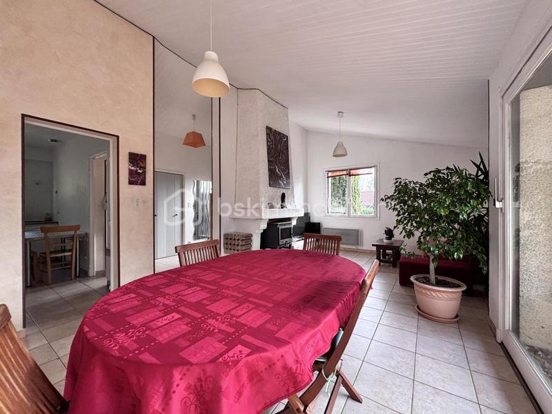 Maison traditionnelle - 130 m² - 6 pièces