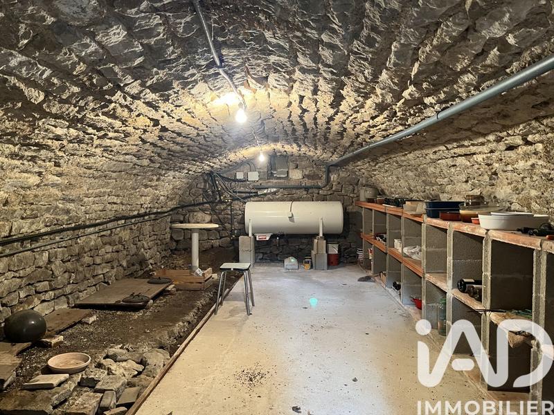 Maison - 195 m² - 9 pièces