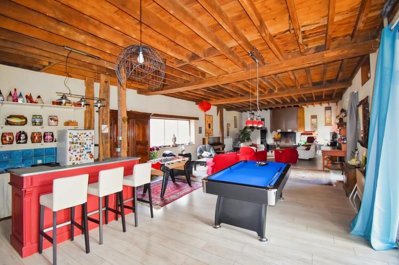 Maison - 319 m² - 10 pièces