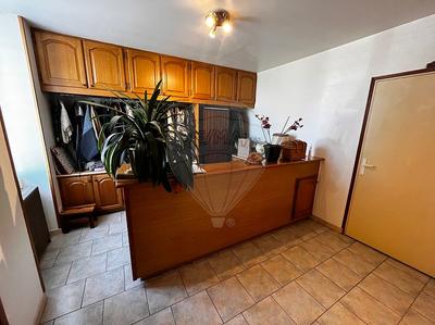 Maison - 427 m² - 12 pièces