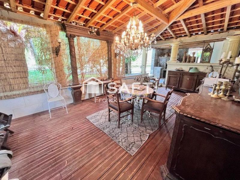 Maison - 160 m² - 8 pièces