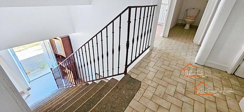 Maison - 190 m² - 8 pièces