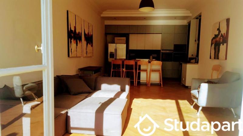 Appartement - 130 m² - 6 pièces