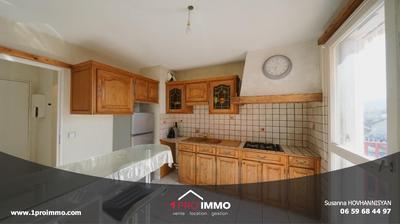 Appartement - 67 m² - 3 pièces