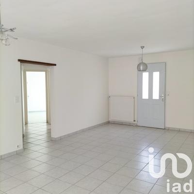Maison - 96 m² - 5 pièces