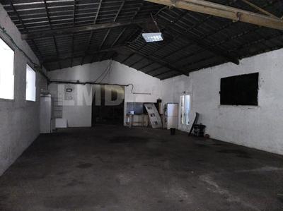 Local d'activités - 140 m² - 2 pièces