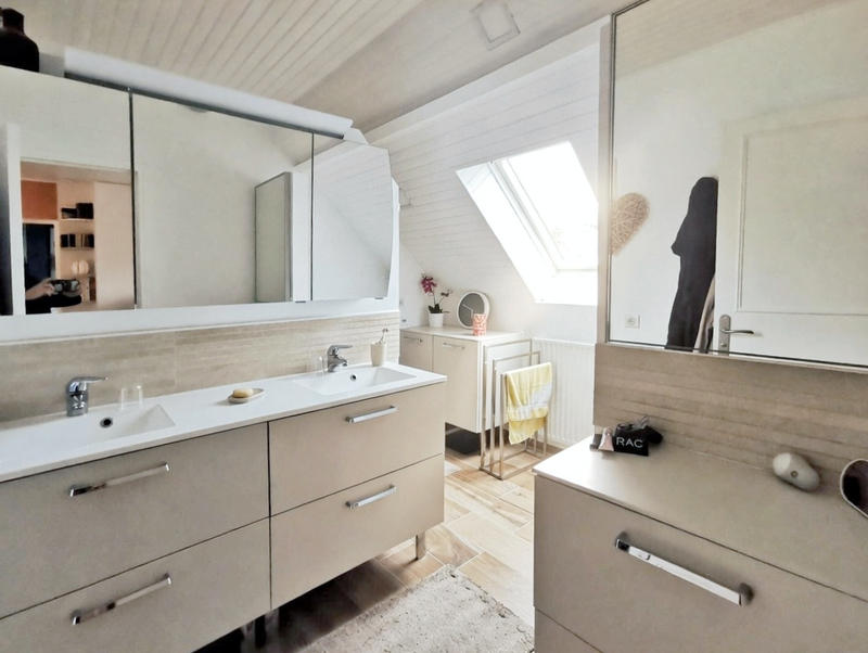 Maison - 115 m² - 6 pièces