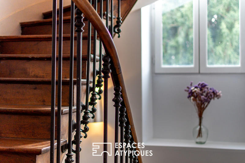 Demeure - 324 m² - 10 pièces