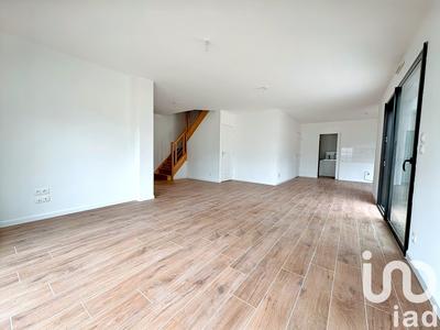 Maison - 130 m² - 8 pièces