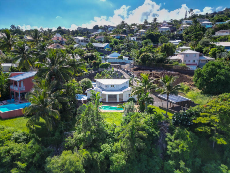 Maison - 180 m² - 7 pièces