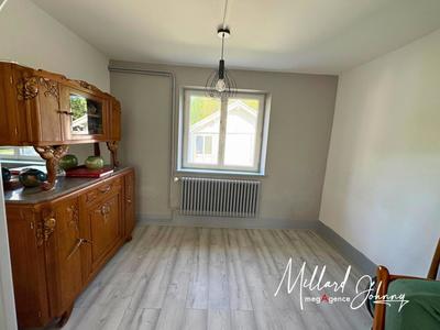 Immeuble - 101 m² - 5 pièces