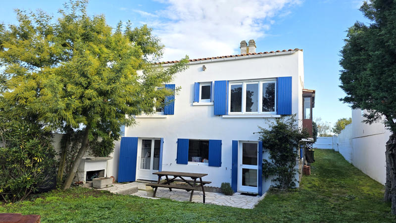 Maison - 189 m² - 6 pièces