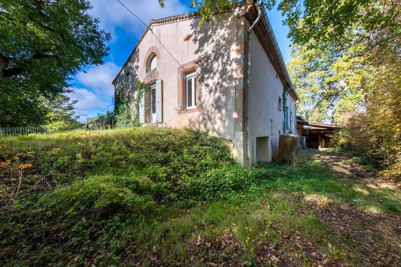 Maison - 253 m² - 7 pièces