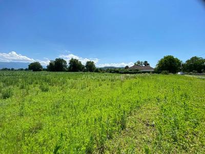 Terrain - 737 m²