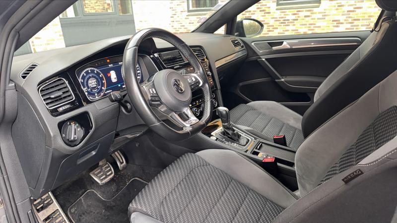 Volkswagen Golf 1.4 Tsi 150 Dsg7 R-Line