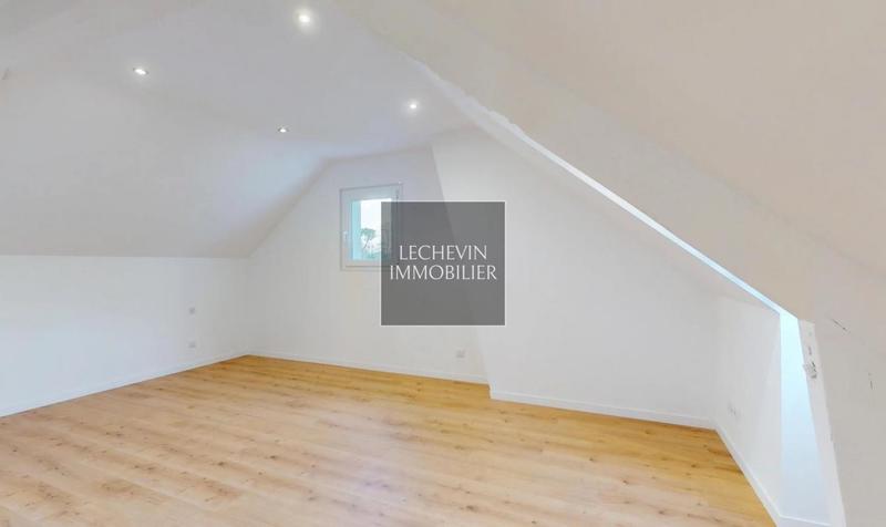 Villa - 215 m² - 8 pièces